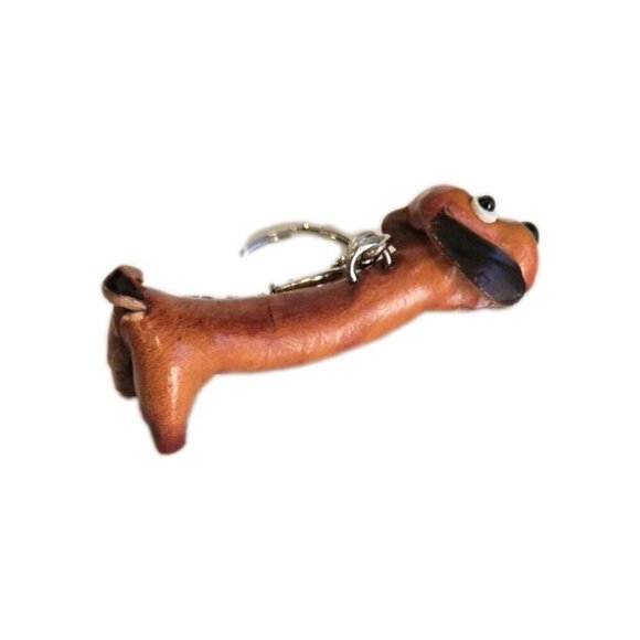 New Brown Dachshund Animal Handmade 3D Leather Dog Key Chain Gift Birthday - Picture 2 of 2